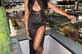 Hottie with a body Reviewed AND REAL - Image 2