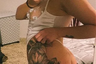 I LOOK EVEN BETTER WITH IT OFF 🤍✨🥵TEXT ME TO BOOK YOUR APPOINTMENT! ❤‍🔥 - Image 2