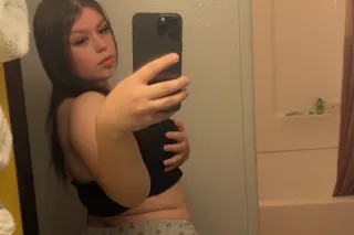 I do over nights to babe lets have some fun while im in town ☺I'm available 24/7, outcalls, come have a unforgettable time babe 🤤😩 ( NO PIMPS, NO LAW ) - Image 1